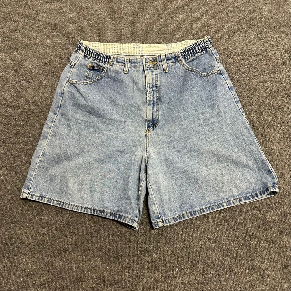 Lee Shorts Womens Size 32 Light Wash Denim High Waisted Elastic Mom Relaxed Fit